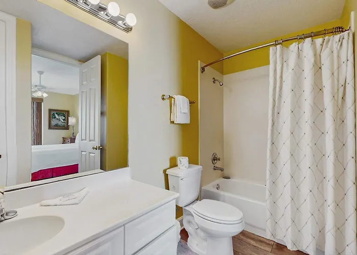 Holiday home Family-friendly Gulf-front With Private Balcony Hot Tub Pool & Gym