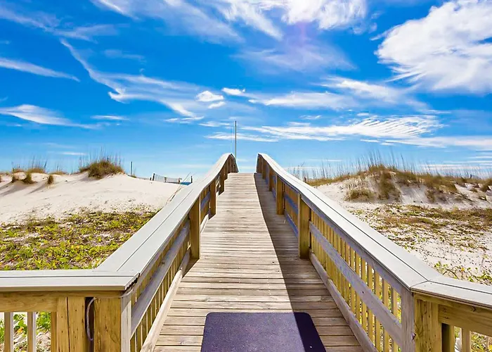 Holiday home Family-friendly Gulf-front With Private Balcony Hot Tub Pool & Gym Gulf Shores